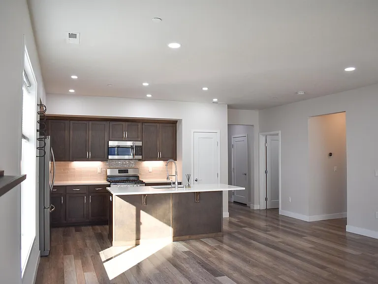 4879 Smitty Dr — Photo 11