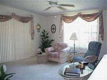 5th image of 33 Highland Falls Dr