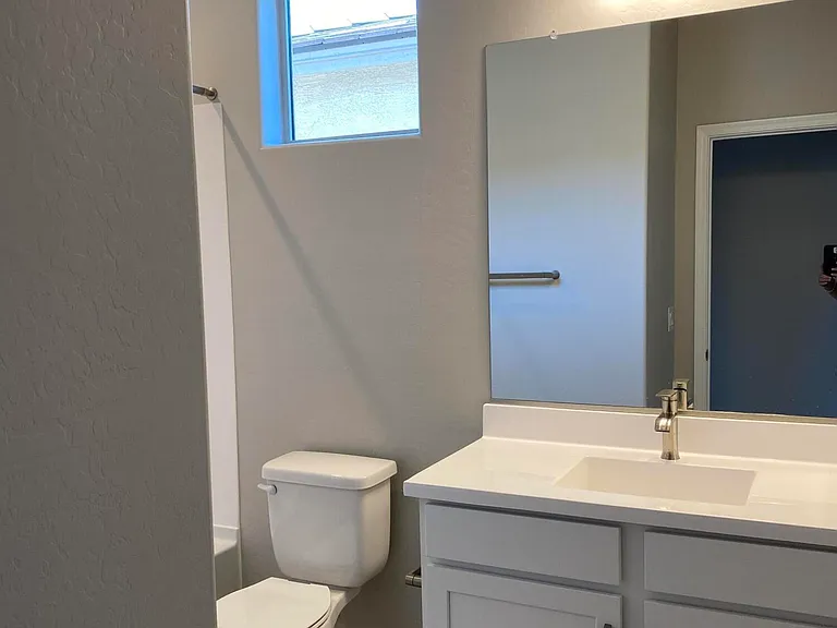 8826 W Medlock Dr — Photo 17