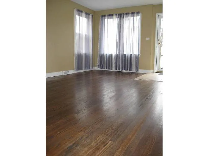 3903 Saint Charles Pl photo 1