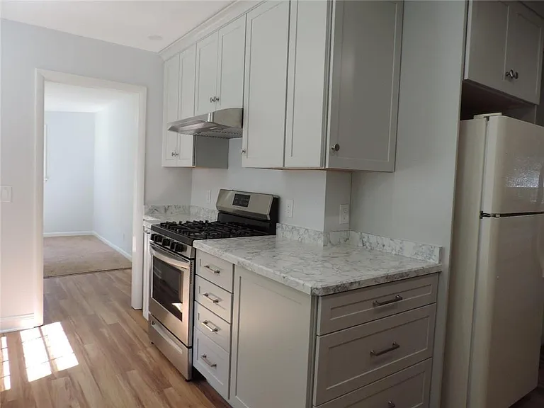 3765 East Ave — Photo 15
