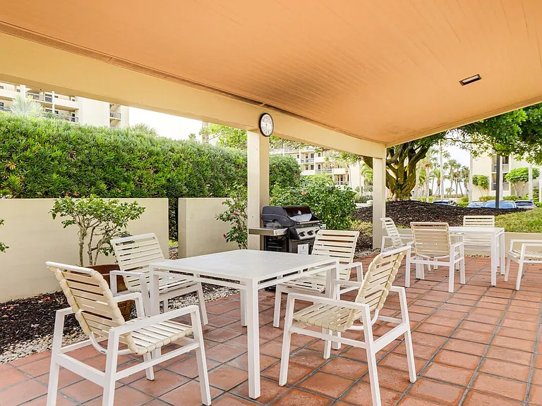 1109 Gulf Of Mexico Dr #ID1386020P — Photo 28
