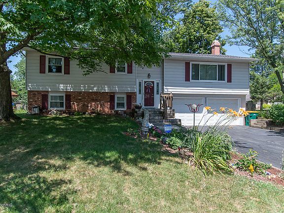 4th image of 2324 Abbott Ave