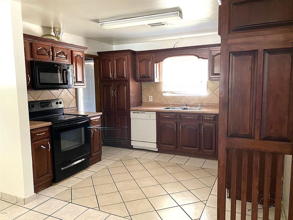 1st image of 710 E Millett Ave