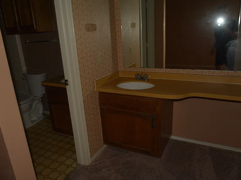2242 Seville Ct #2242 — Photo 8