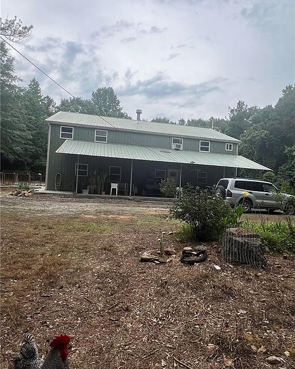 1st image of 310 Caldwell Rd