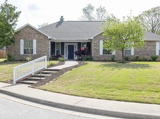 3378 N Greens Ln, Fayetteville, AR 72703