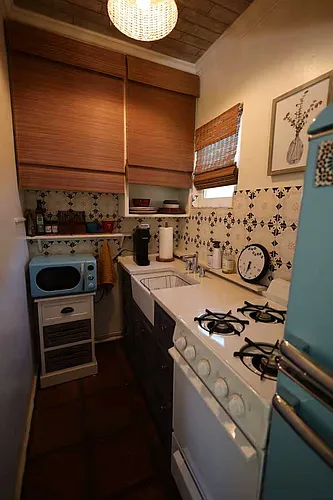 295 E Mesquite Ave #COTTAGE B Photo 1