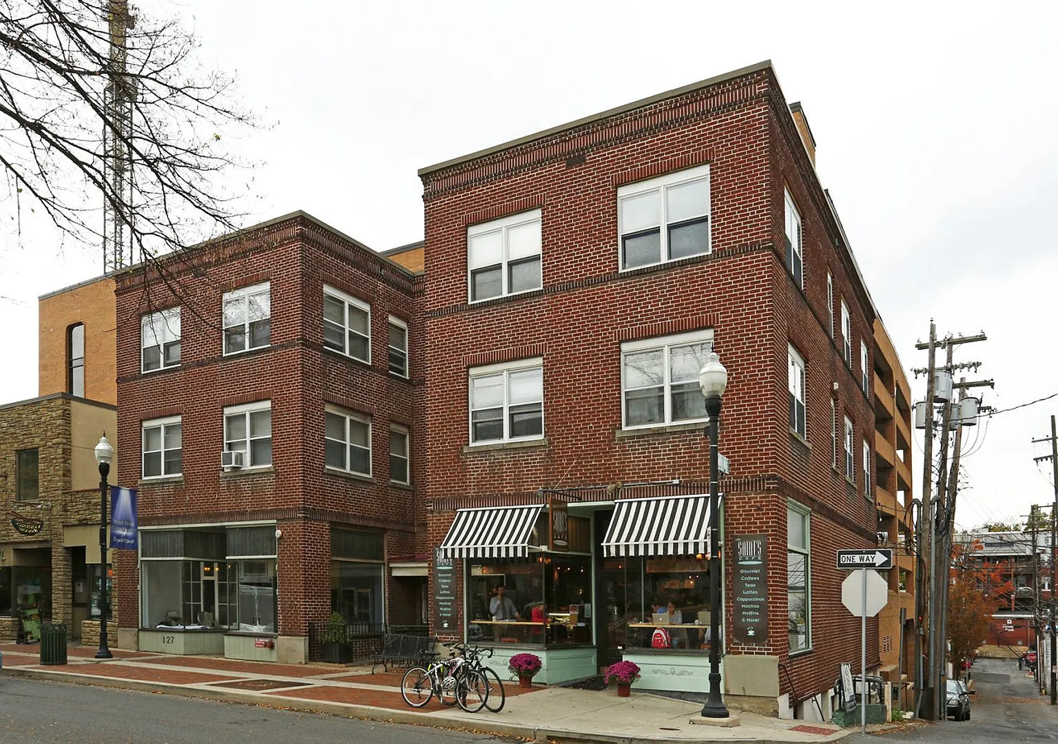 125 W. Beaver Avenue — Photo 1