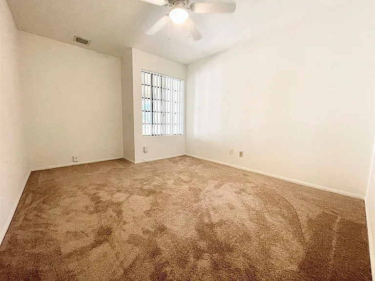 31238 Old River Rd — Photo 11