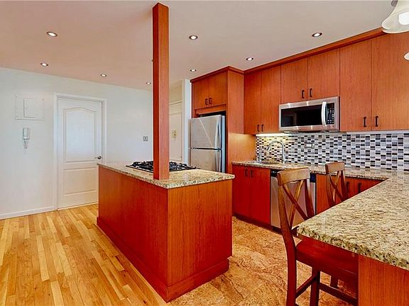 2nd image of 3111 Ocean Pkwy APT 2C