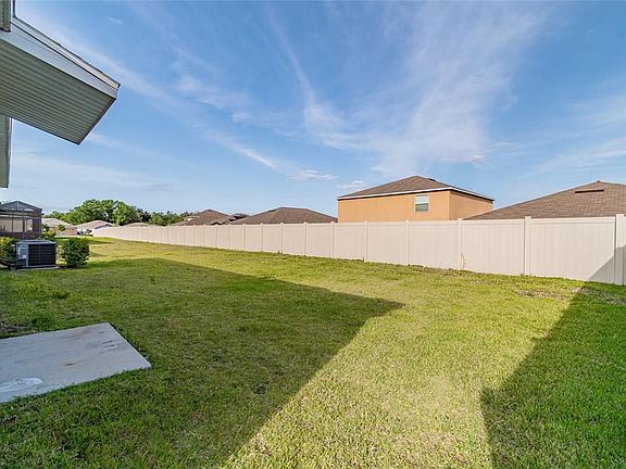 5th image of 17128 Sunshine Mimosa St