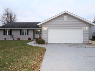 4024 Curry Ln, Janesville, WI 53546