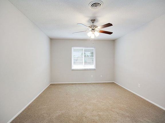 5th image of 932 Park Manor Dr