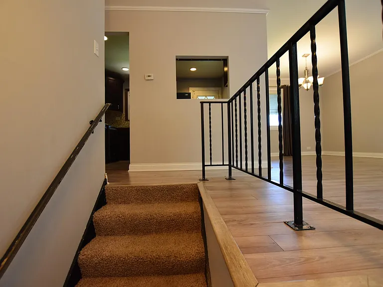 7852 Sprucewood Ave — Photo 4