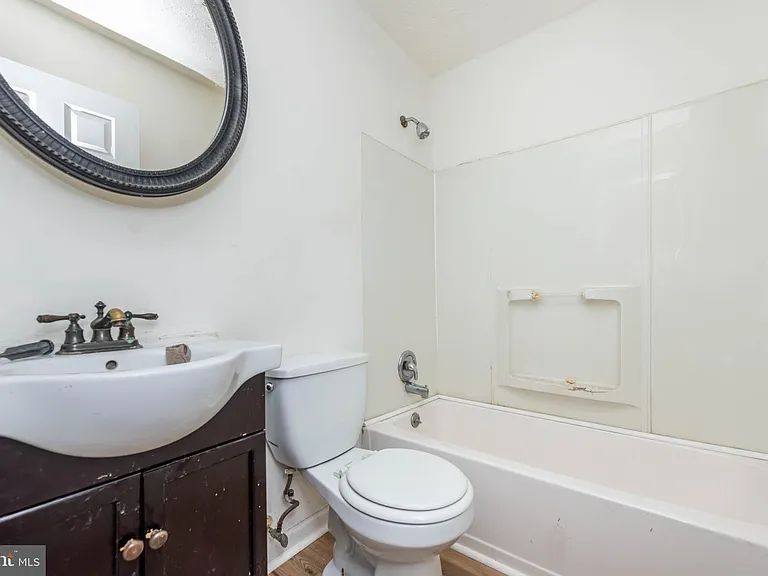 13 Bohn Ct — Photo 11