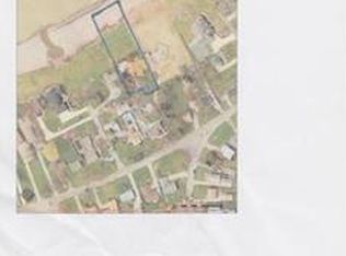 8969 Headlands Rd, Mentor, OH 44060