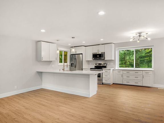 4th image of 16726 NE 139th Pl