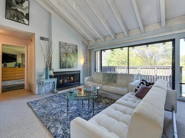 728 Woodside Ln E Unit 4, Sacramento, CA 95825