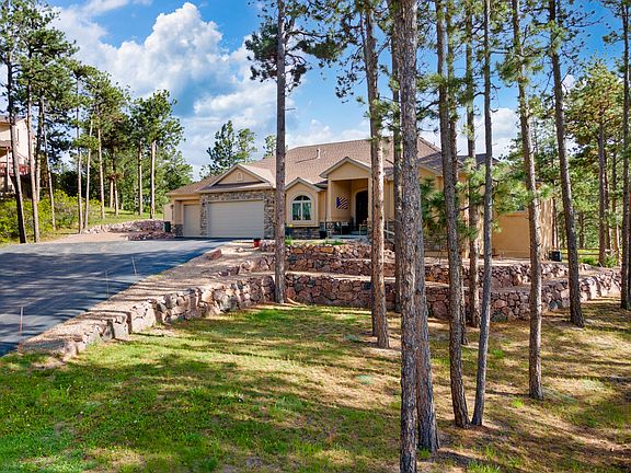 5th image of 19360 Shadowood Dr
