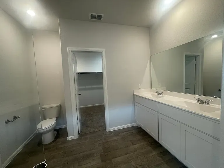 953 Braymer Ln — Photo 4