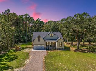 873 Grannys Ln, Awendaw, SC 29429