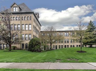 638 Congdon Ave, Elgin, IL 60120