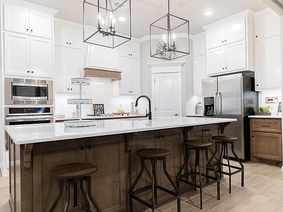 Homes by Taber Shiloh Bonus Room 2 Floor Plan-The Grove Model Home - 18821 Autumn Grove
