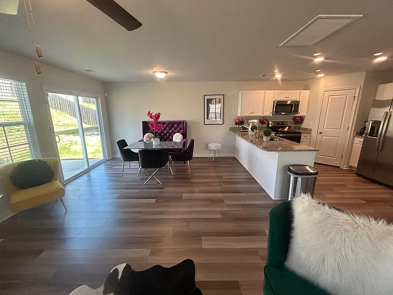 2769 Prince Charles Ct — Photo 9