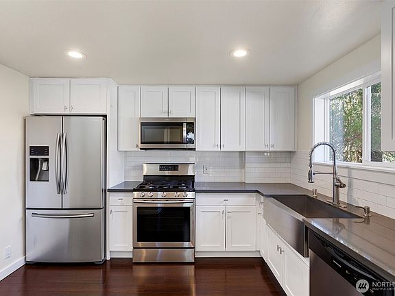 4th image of 12046 12th Avenue NE