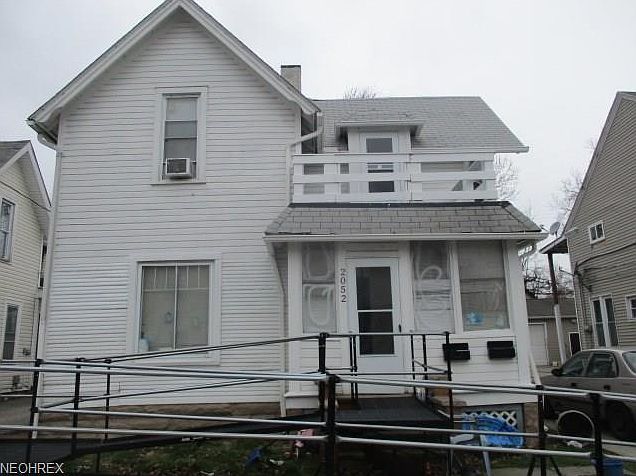 1st image of 2052 W 93rd St