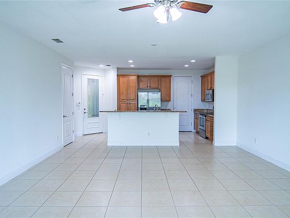 3rd image of 8358 KELSALL DRIVE
