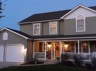 522 Duffer Dr #L-33, Dickson City, PA 18519