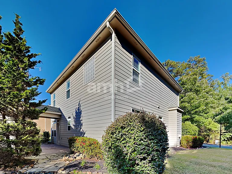 302 Harmony Lake Dr — Photo 22