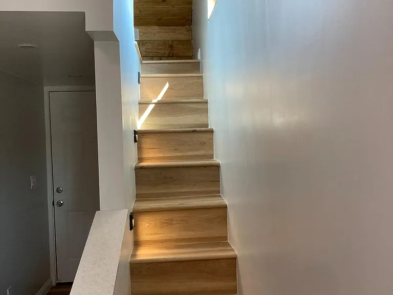 230 S 11th St #C — Photo 10