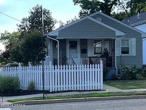 106 Leighton Ave Photo 1
