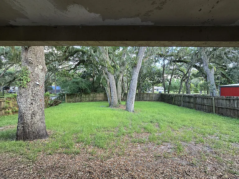 Orange Grove Ave — Photo 15