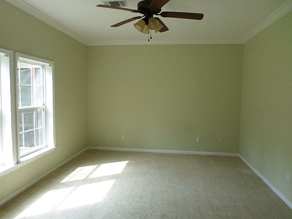 5th image of 519 River Oaks Dr