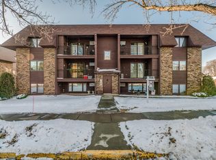 2106 N Kavaney Dr, Bismarck, ND 58501
