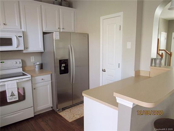 5th image of 909 Copperstone Ln