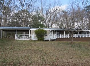 12 Shorewood Cir, Toccoa, GA 30577