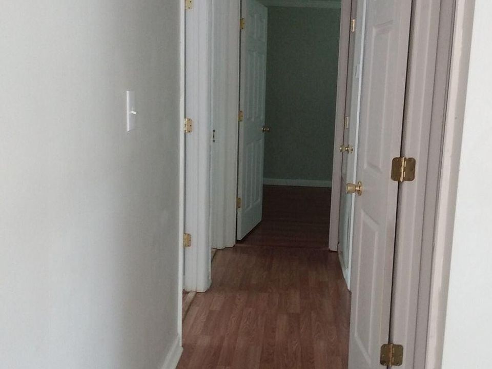 1st image of 605 Spruce Dr