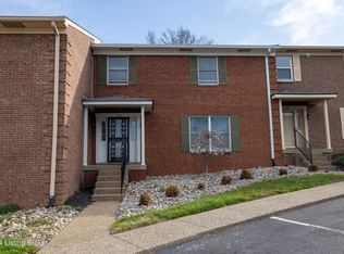133 Gardiner Lake Rd, Louisville, KY 40205