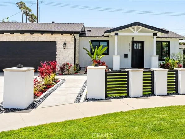 19261 Waterbury Ln, Huntington Beach, CA 92646