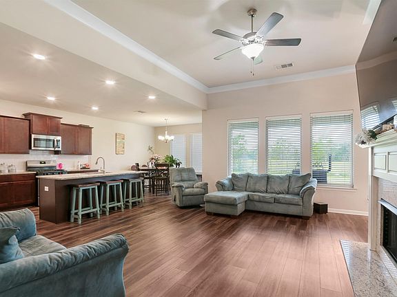3rd image of 21285 W Grove Dr