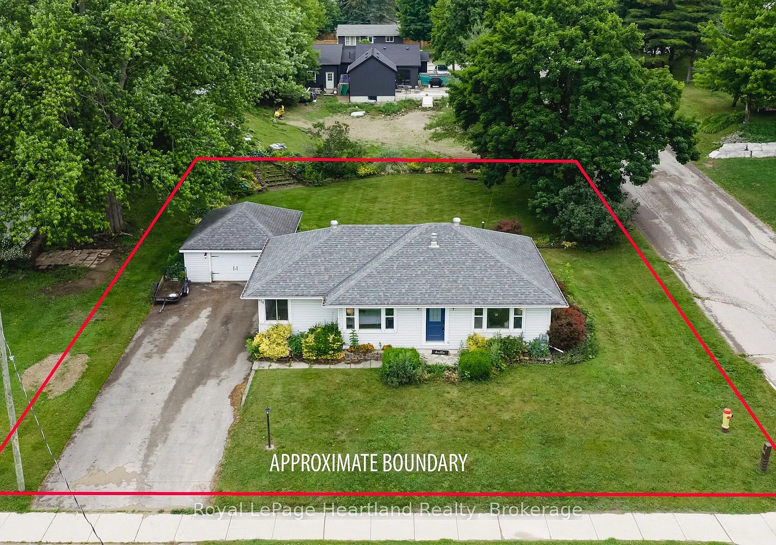 3 bed, $2,000 — Photo 3
