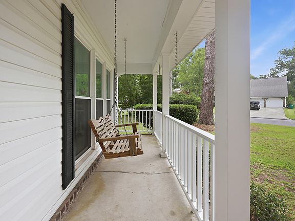 3rd image of 108 Bindon Cir
