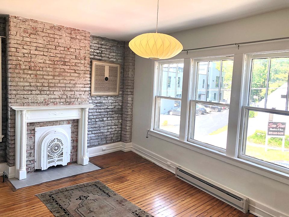 1st image of 514 E High St APT 202