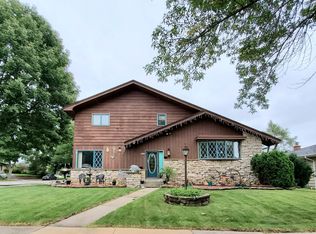1703 S 25th St, Sheboygan, WI 53081
