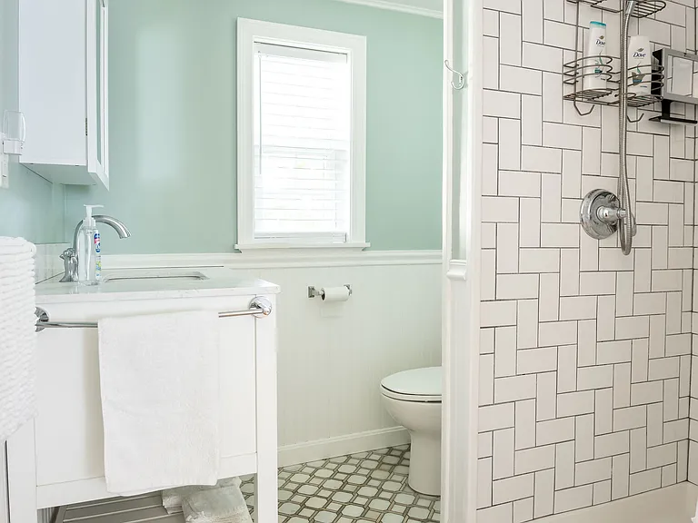 218 Roxy Cahoon Rd — Photo 10